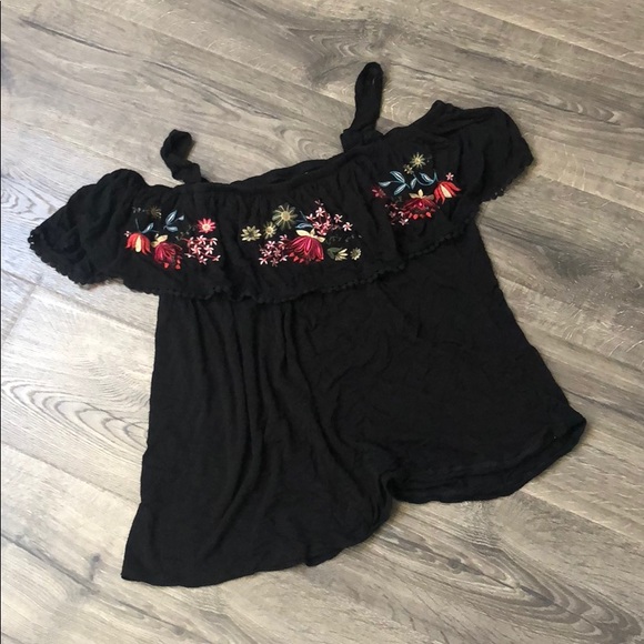 Time and Tru Tops - Black top